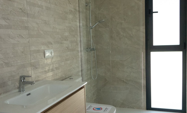 Neue Gebäude - Villa - Polop