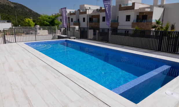 Neue Gebäude - Villa - Polop