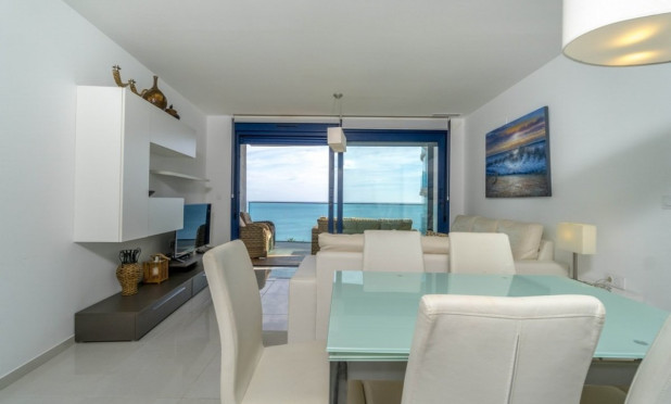 Resale - Apartment / flat - Torrevieja - Punta prima