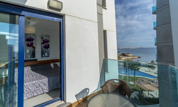 Resale - Apartment / flat - Torrevieja - Punta prima