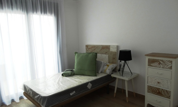 Neue Gebäude - Stadthaus - Pilar de la Horadada