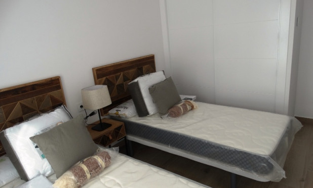 Neue Gebäude - Stadthaus - Pilar de la Horadada