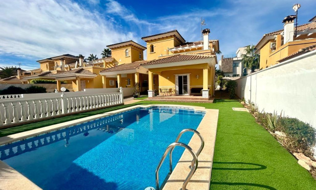 Reventa - Villa - Orihuela Costa - Cabo Roig