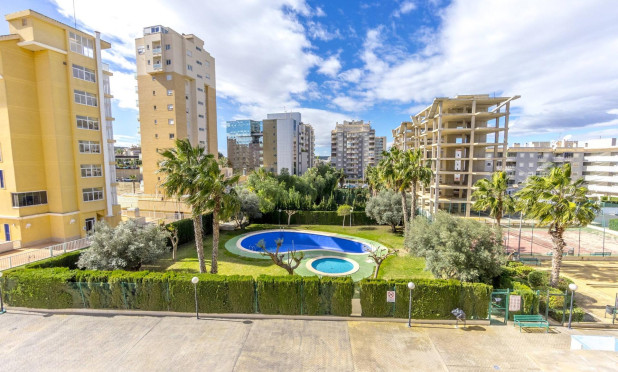 Resale - Apartment / flat - Guardamar del Segura - CENTRO