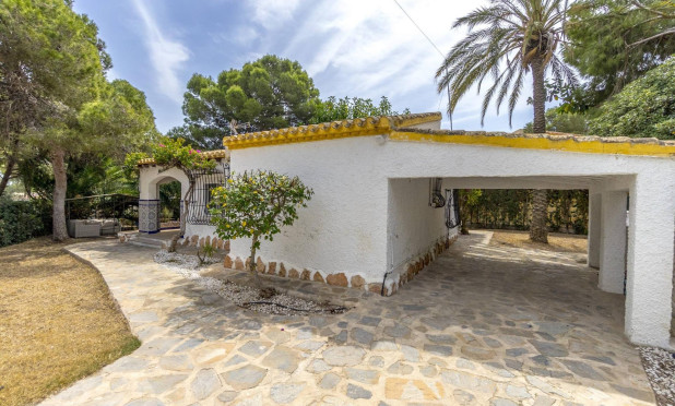 Herverkoop - Villa - Orihuela Costa - Punta Prima