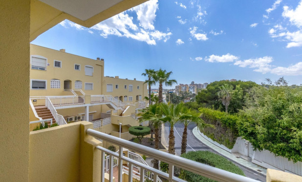 Resale - Villa - Orihuela Costa - Campoamor