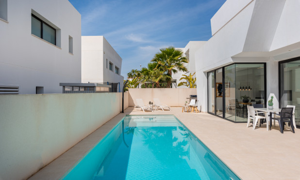 Herverkoop - Villa - Ciudad Quesada