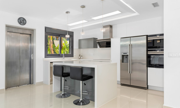 Herverkoop - Villa - San Miguel de Salinas