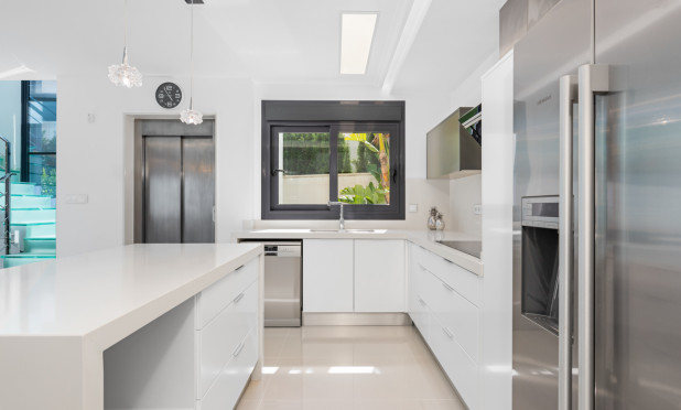 Herverkoop - Villa - San Miguel de Salinas