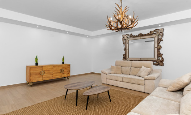 Herverkoop - Villa - San Miguel de Salinas