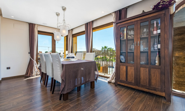 Resale - Villa - Ciudad Quesada