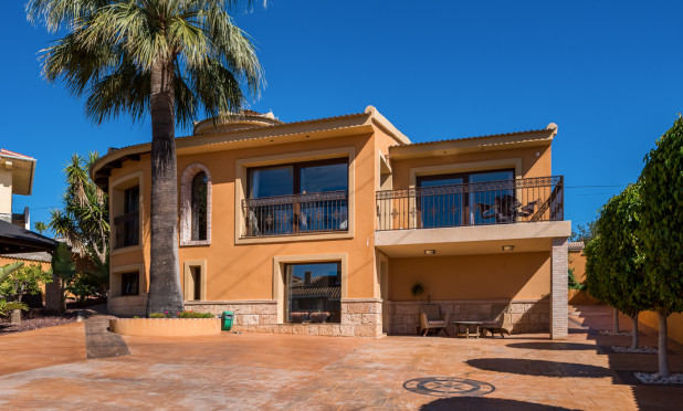 Resale - Villa - Ciudad Quesada