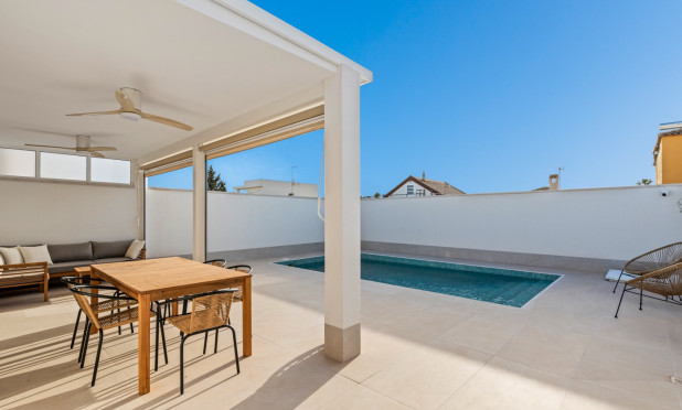 Resale - Villa - Torrevieja - El chaparral