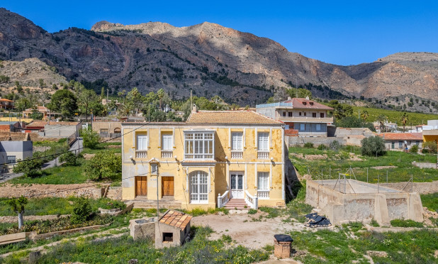 Herverkoop - Finca / Landelijk eigendom - Orihuela