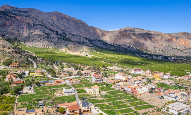 Herverkoop - Finca / Landelijk eigendom - Orihuela