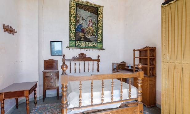 Herverkoop - Finca / Landelijk eigendom - Orihuela