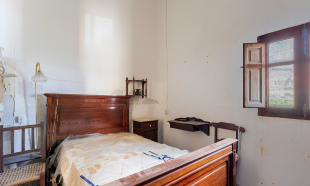 Herverkoop - Finca / Landelijk eigendom - Orihuela