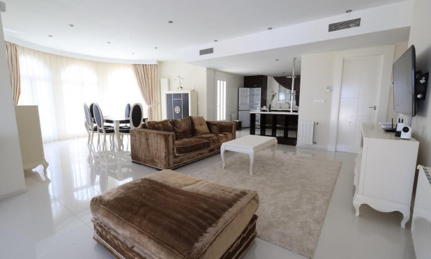 Resale - Villa - Ciudad Quesada