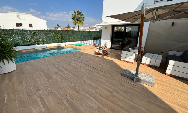 Herverkoop - Villa - Ciudad Quesada