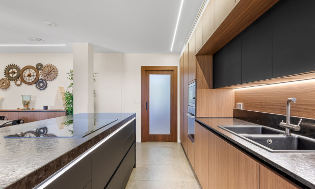 Wiederverkauf - Villa - Elche