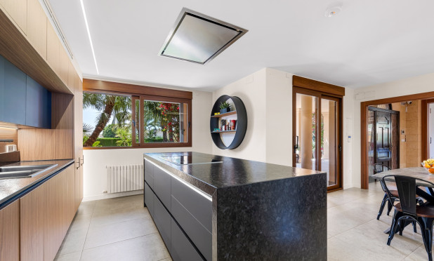 Wiederverkauf - Villa - Elche