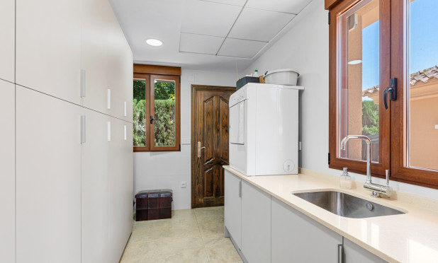 Wiederverkauf - Villa - Elche