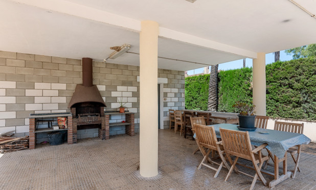 Odsprzedaż - Villa - Elche