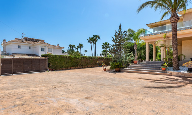 Odsprzedaż - Villa - Elche