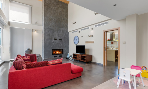 Odsprzedaż - Villa - Elche