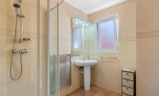 Resale - Villa - L'alfas Del Pi - Alfas del Pí