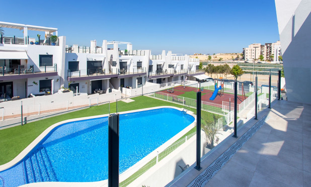 Alquiler a largo plazo - Apartamento / piso - San Miguel de Salinas