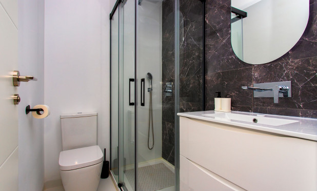 Alquiler a largo plazo - Apartamento / piso - San Miguel de Salinas