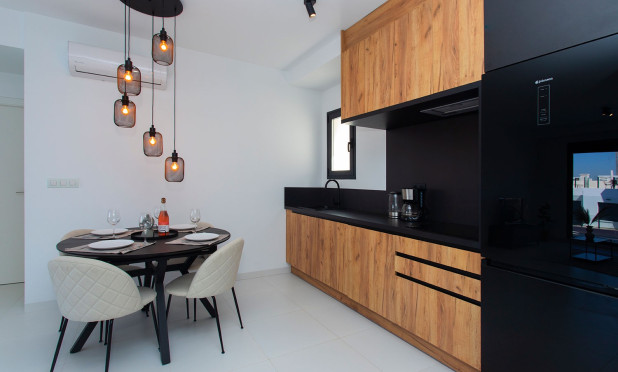 Alquiler a largo plazo - Apartamento / piso - San Miguel de Salinas