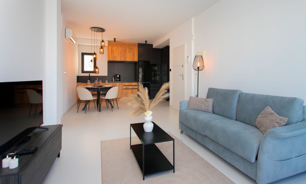 Alquiler a largo plazo - Apartamento / piso - San Miguel de Salinas