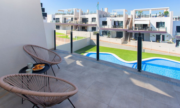 Alquiler a largo plazo - Apartamento / piso - San Miguel de Salinas