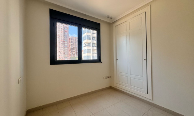 Resale - Apartment / flat - Benidorm - Levante