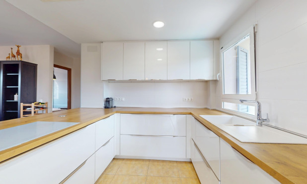 Resale - Villa - Orihuela Costa - La Zenia