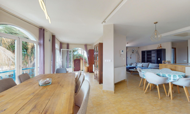 Resale - Villa - Orihuela Costa - La Zenia