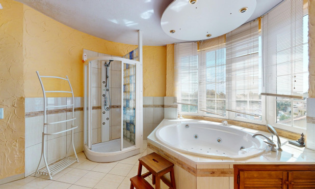 Resale - Villa - Orihuela Costa - La Zenia