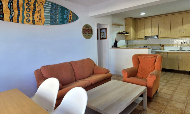 Odsprzedaż - Mieszkanie w bloku - Denia - Les Marines - Las Marinas