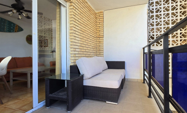 Odsprzedaż - Mieszkanie w bloku - Denia - Les Marines - Las Marinas