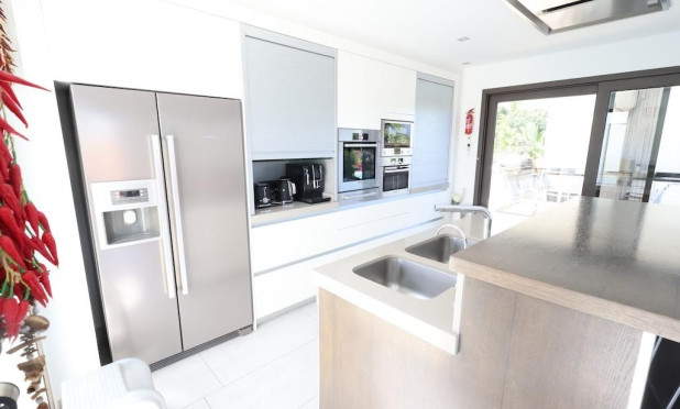 Resale - Villa - Jávea - Monte Olimpo