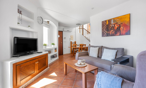 Odsprzedaż - Mieszkanie w bloku - Torrevieja - Los Altos