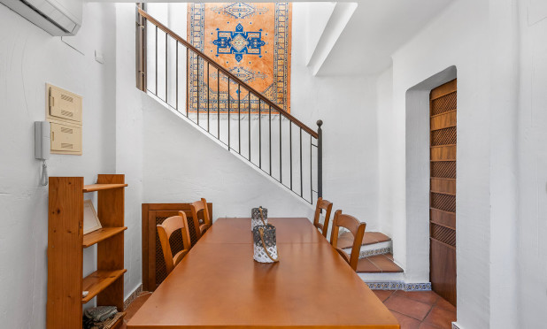 Odsprzedaż - Mieszkanie w bloku - Torrevieja - Los Altos