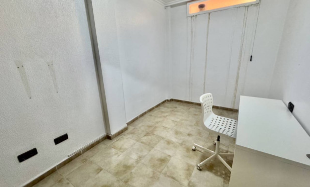 Resale - Villa - Guardamar del Segura - Guardamar Del Segura