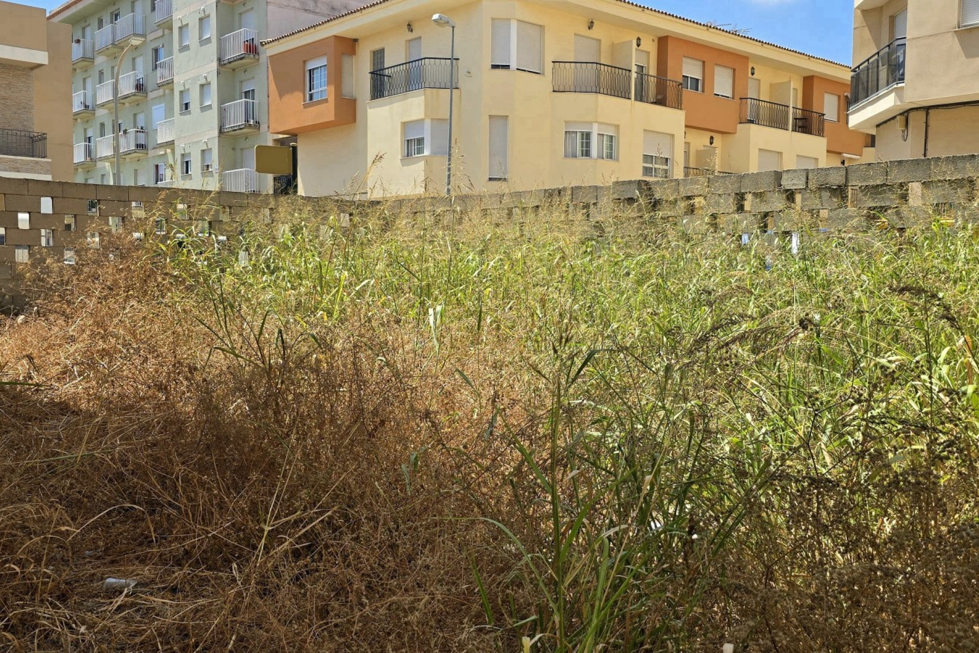 Wiederverkauf - Grundstück / Grundstück - Miramar