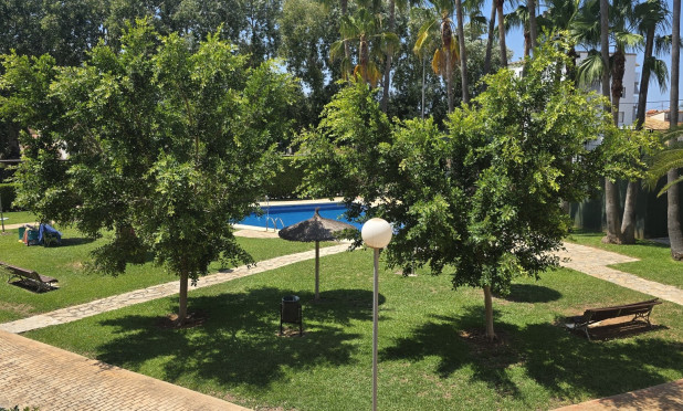 Resale - Apartment / flat - Denia - Les Marines - Las Marinas