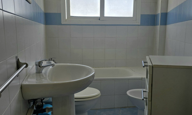 Resale - Apartment / flat - Denia - Les Marines - Las Marinas