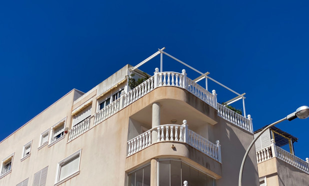 Resale - Apartment / flat - Guardamar del Segura - El Edén