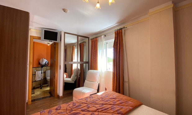 Resale - Apartment / flat - Guardamar del Segura - El Edén